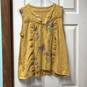 St.John Bay L Yellow Tank Top Pet Friendly